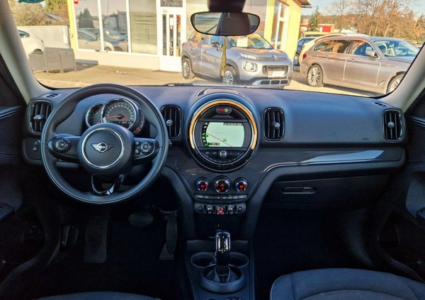 MINI Countryman cena 64900 przebieg: 186200, rok produkcji 2019 z Sosnowiec małe 631